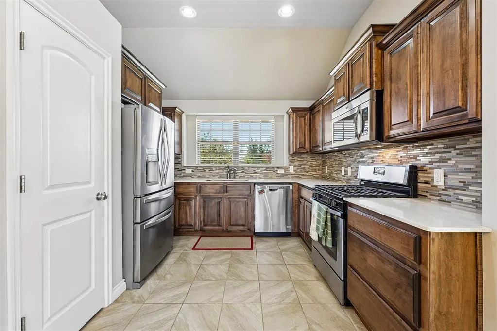 Photo 11 — 1023 Eaglerock Lane, Norman, OK 73069
