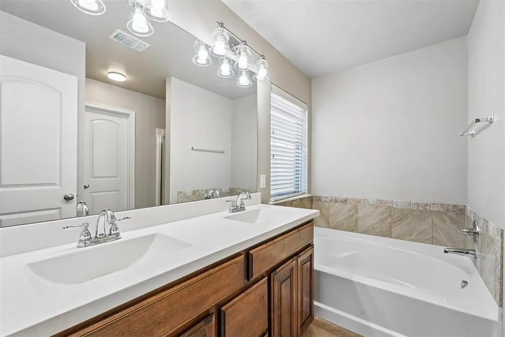 Photo 17 — 1023 Eaglerock Lane, Norman, OK 73069