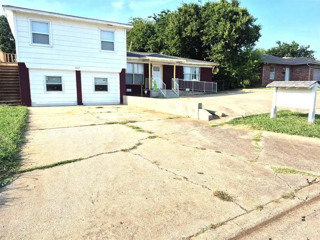 Front exterior — 617 NW 88th Street, Oklahoma City, OK 73114