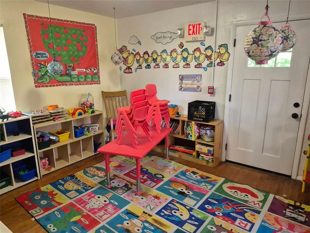 Photo 8 — 617 NW 88th Street, Oklahoma City, OK 73114