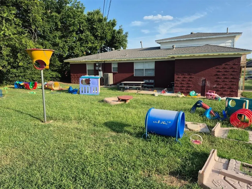 Photo 18 — 617 NW 88th Street, Oklahoma City, OK 73114