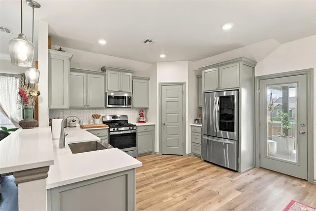 Photo 6 — 6308 MacArthur Park Circle, Edmond, OK 73012