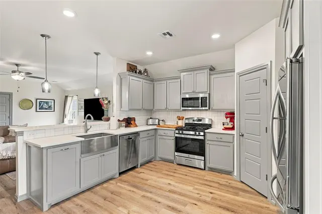 Photo 7 — 6308 MacArthur Park Circle, Edmond, OK 73012