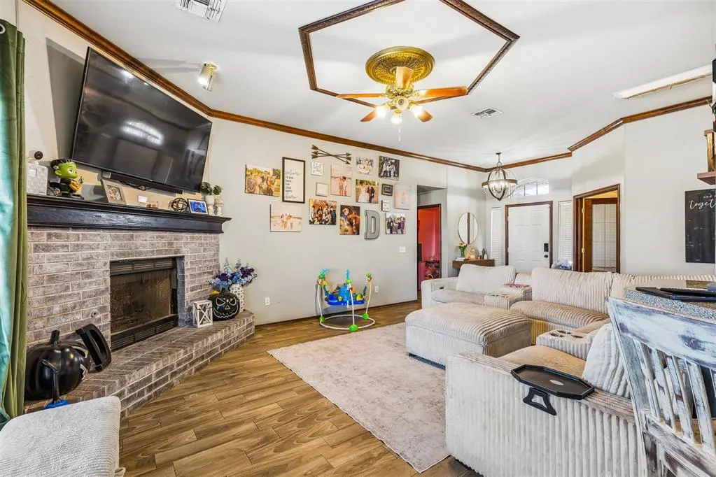 Photo 6 — 15928 Vicki Drive, Oklahoma City, OK 73170