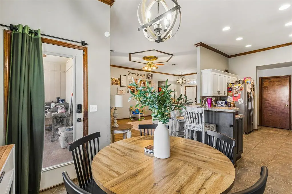 Photo 9 — 15928 Vicki Drive, Oklahoma City, OK 73170