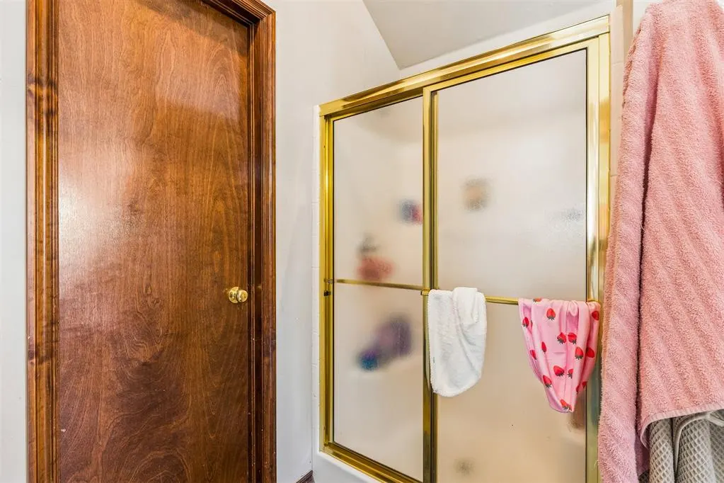 Photo 20 — 15928 Vicki Drive, Oklahoma City, OK 73170