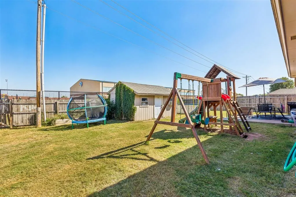 Photo 36 — 15928 Vicki Drive, Oklahoma City, OK 73170