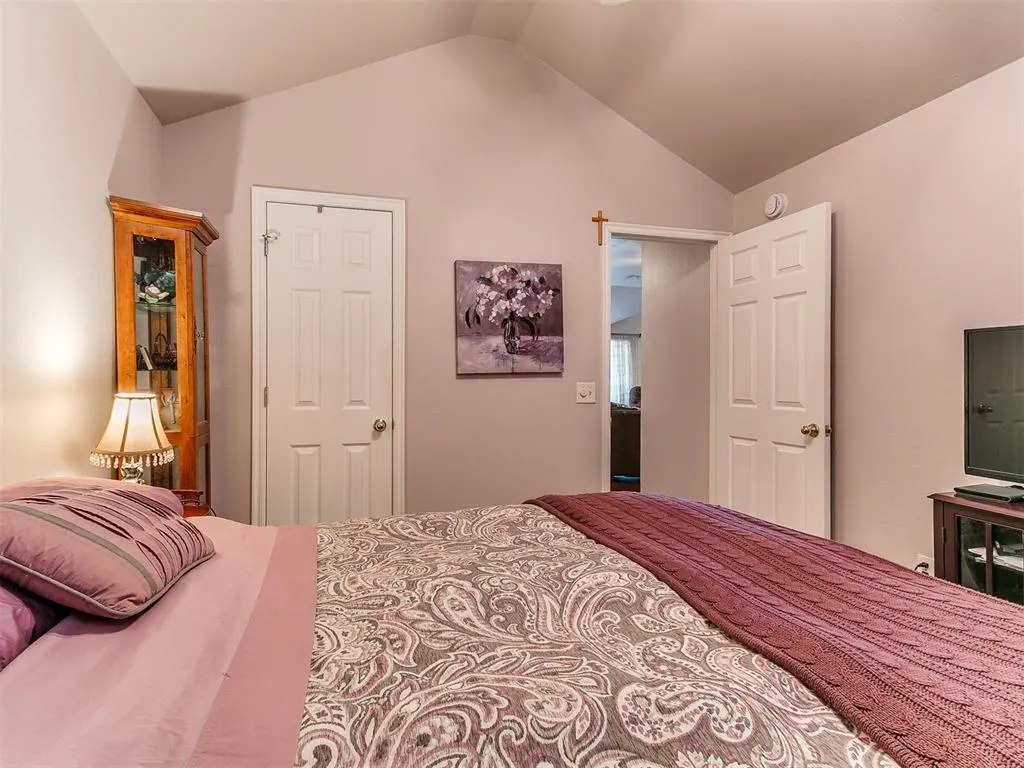 Photo 29 — 3300 Judy Terrace, Moore, OK 73160