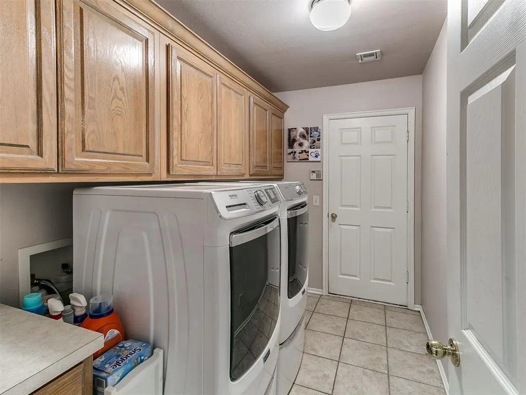 Photo 30 — 3300 Judy Terrace, Moore, OK 73160