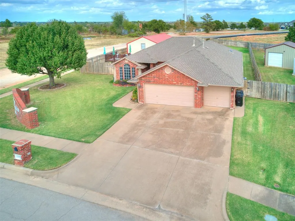 Photo 42 — 3300 Judy Terrace, Moore, OK 73160