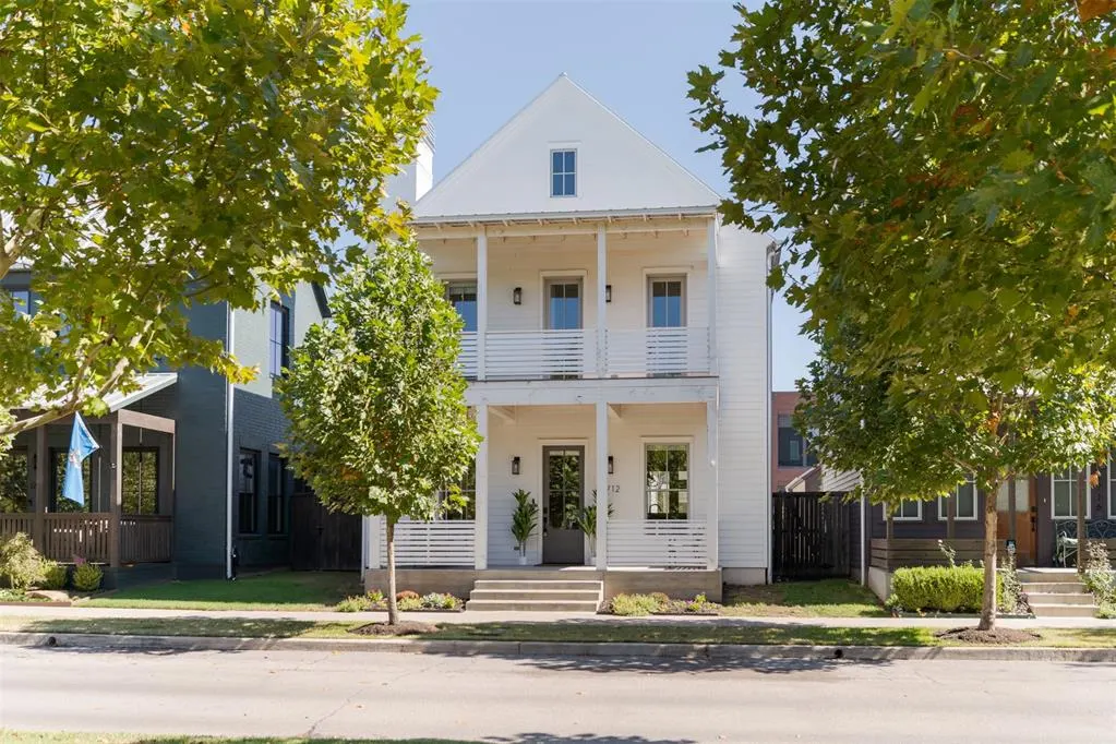 Photo 2 — 1712 Runway Boulevard, Oklahoma City, OK 73108