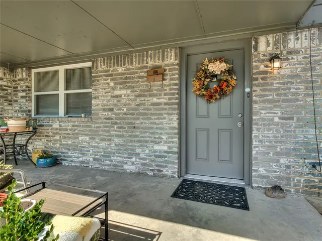 Photo 4 — 9813 NE 7th Street, Midwest City, OK 73130