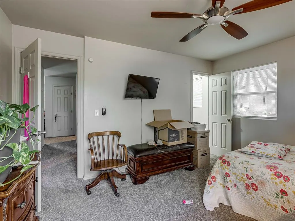 Photo 13 — 9813 NE 7th Street, Midwest City, OK 73130