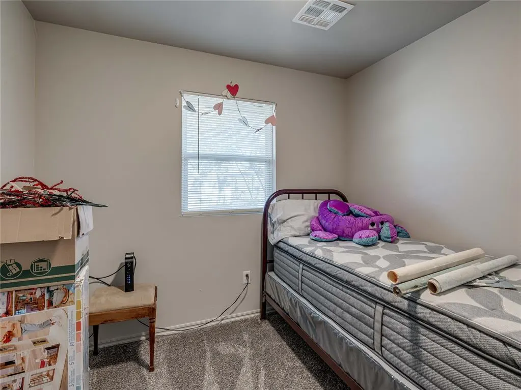 Photo 21 — 9813 NE 7th Street, Midwest City, OK 73130