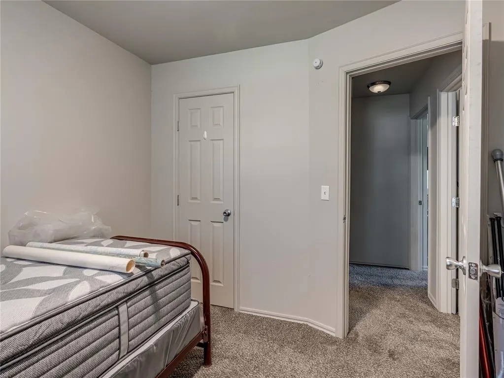 Photo 22 — 9813 NE 7th Street, Midwest City, OK 73130