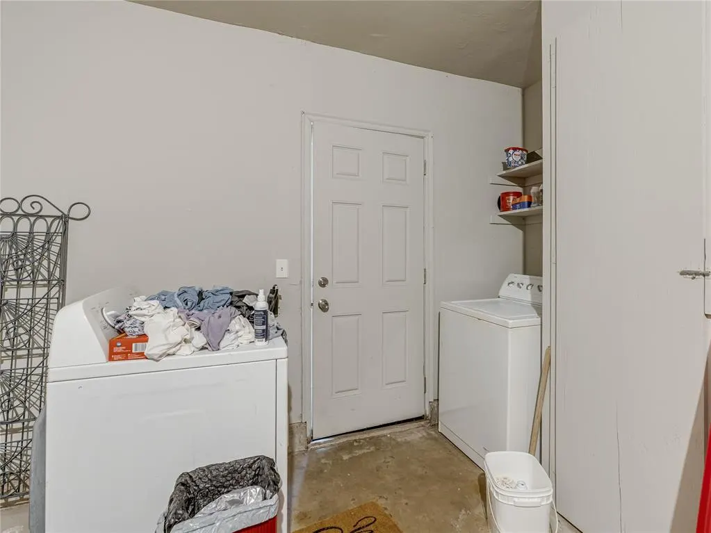 Photo 23 — 9813 NE 7th Street, Midwest City, OK 73130