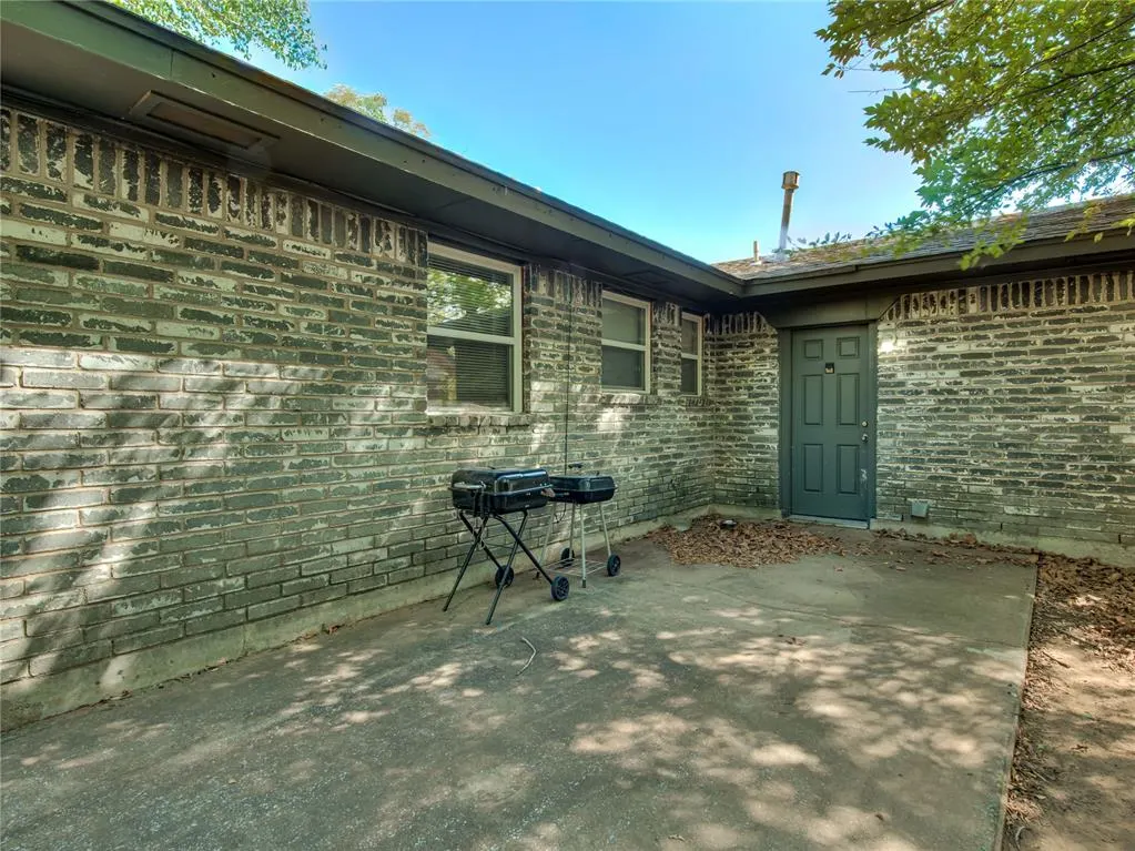 Photo 25 — 9813 NE 7th Street, Midwest City, OK 73130