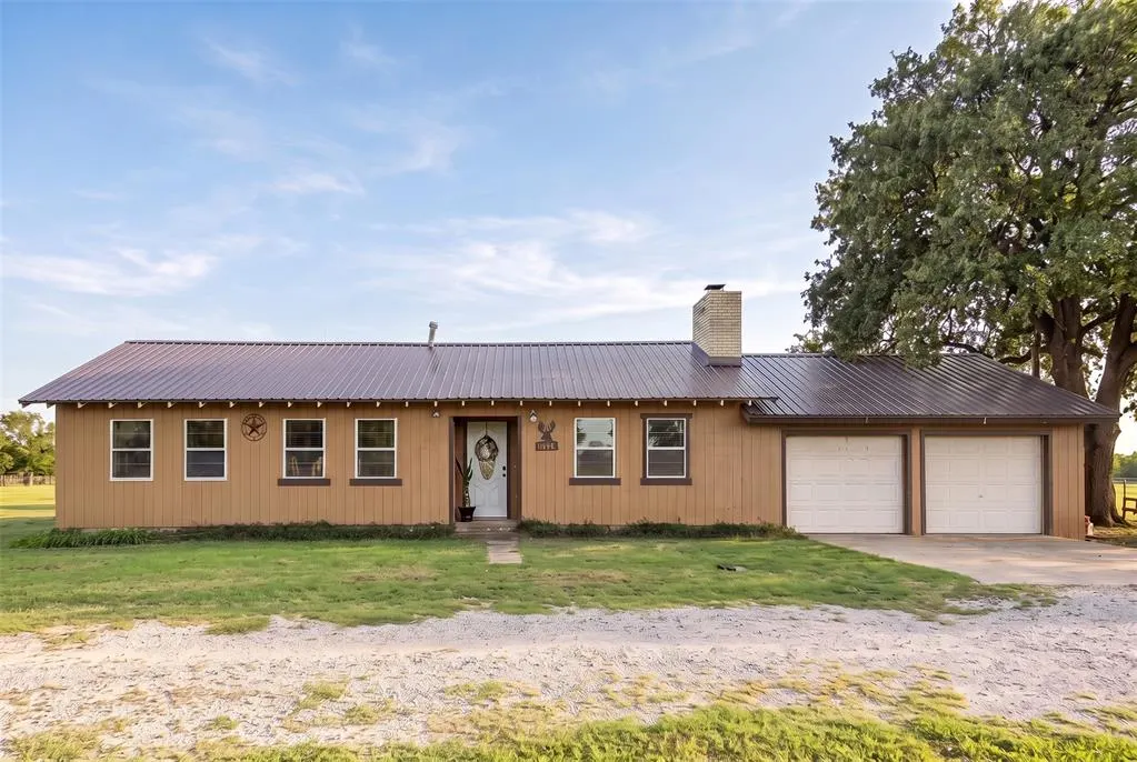 Front exterior — 27253 N County Road 3200 Road, Wynnewood, OK 73098