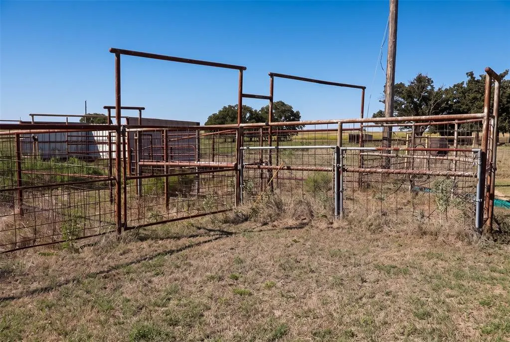 Photo 32 — 27253 N County Road 3200 Road, Wynnewood, OK 73098