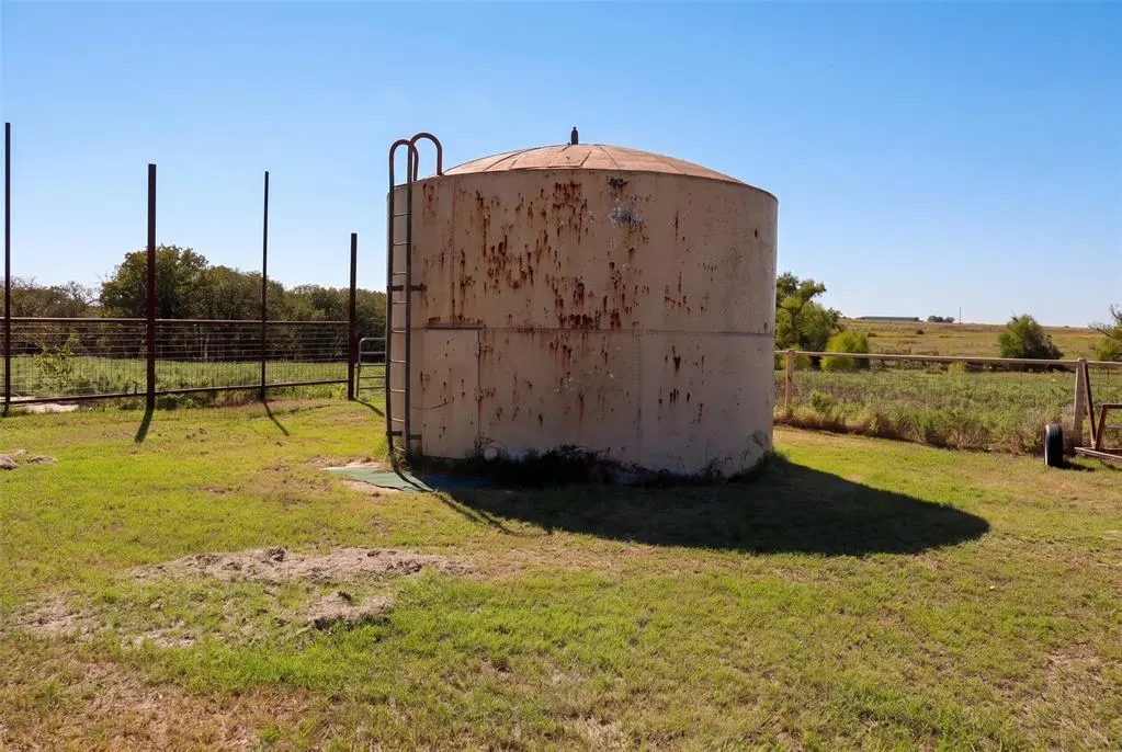 Photo 33 — 27253 N County Road 3200 Road, Wynnewood, OK 73098