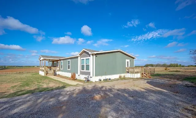Photo 3 — 12 Mimosa Lane, Alex, OK 73002