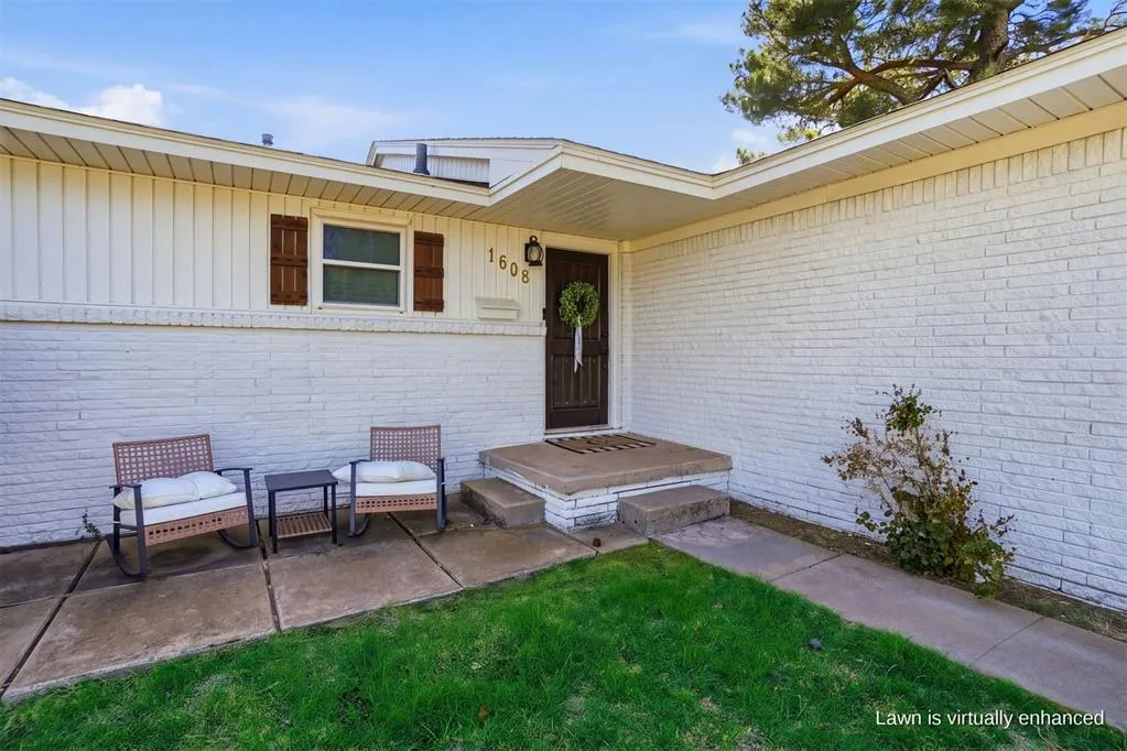 Photo 5 — 1608 Wilson Street, Altus, OK 73521
