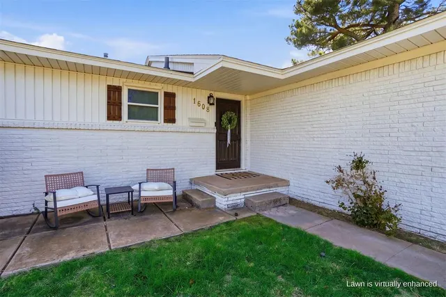Photo 5 — 1608 Wilson Street, Altus, OK 73521