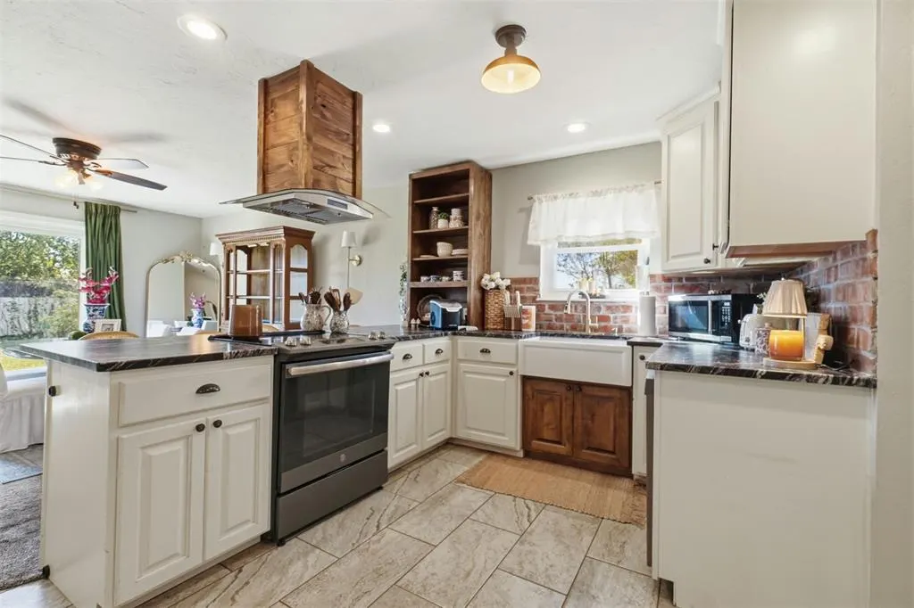 Photo 16 — 1608 Wilson Street, Altus, OK 73521