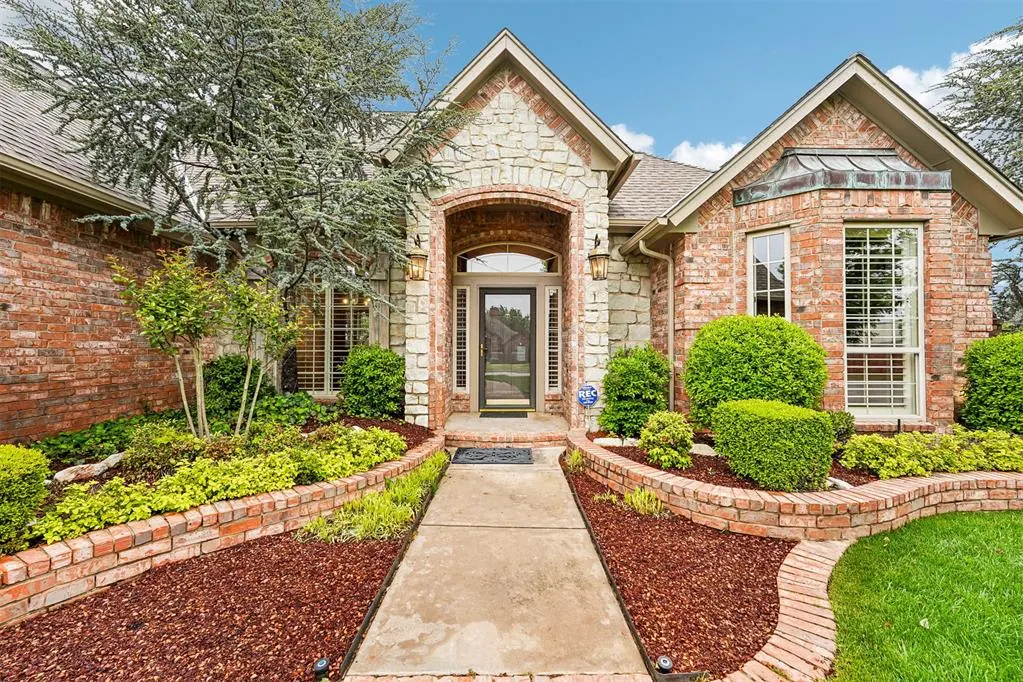 Front exterior — 3101 SW 105th Terrace, Oklahoma City, OK 73170