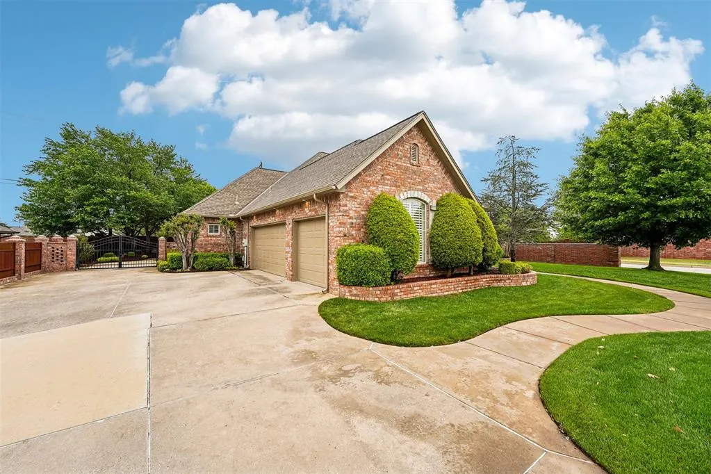 Photo 7 — 3101 SW 105th Terrace, Oklahoma City, OK 73170