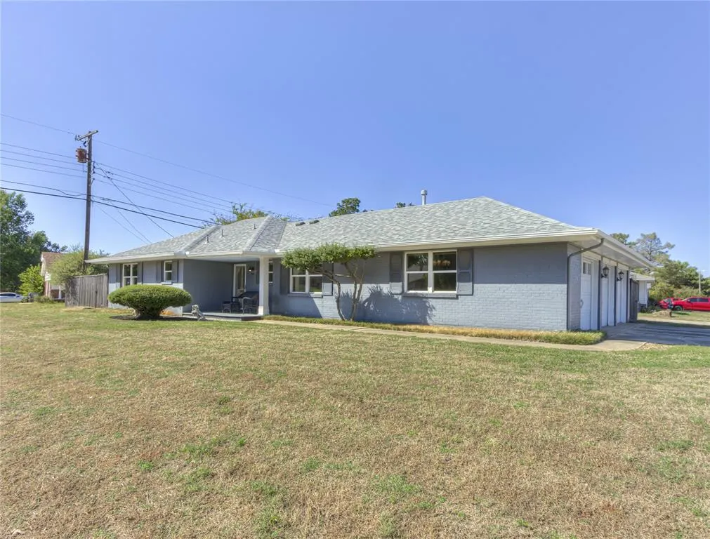 Photo 6 — 1001 W Woodcrest Drive, Midwest City, OK 73110