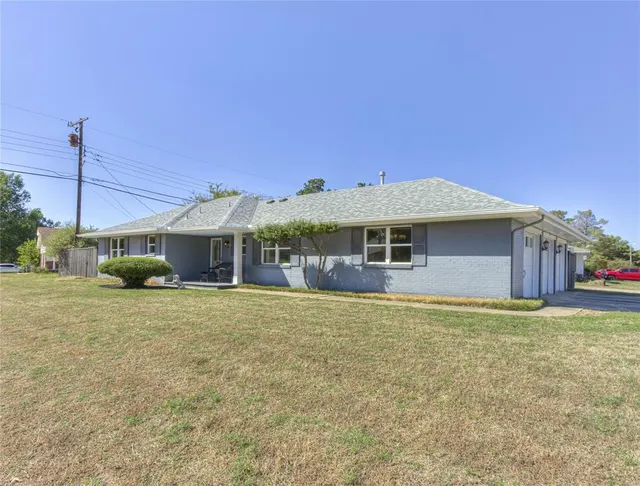 Photo 6 — 1001 W Woodcrest Drive, Midwest City, OK 73110