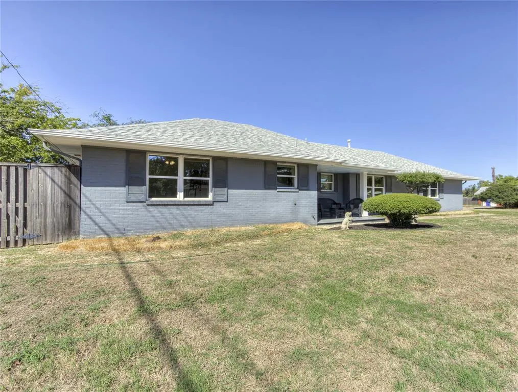 Photo 5 — 1001 W Woodcrest Drive, Midwest City, OK 73110