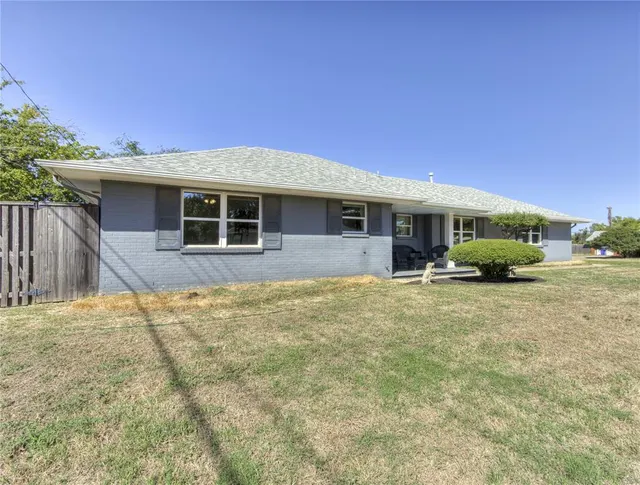 Photo 5 — 1001 W Woodcrest Drive, Midwest City, OK 73110