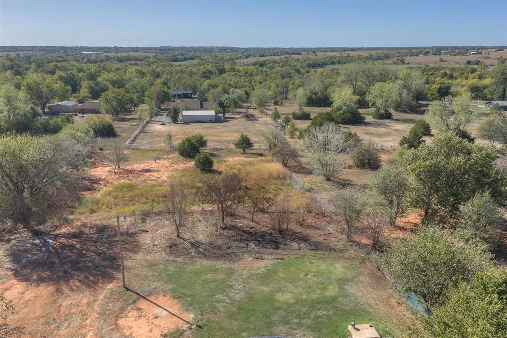 Photo 2 — 2321 County Road 1268, Blanchard, OK 73010