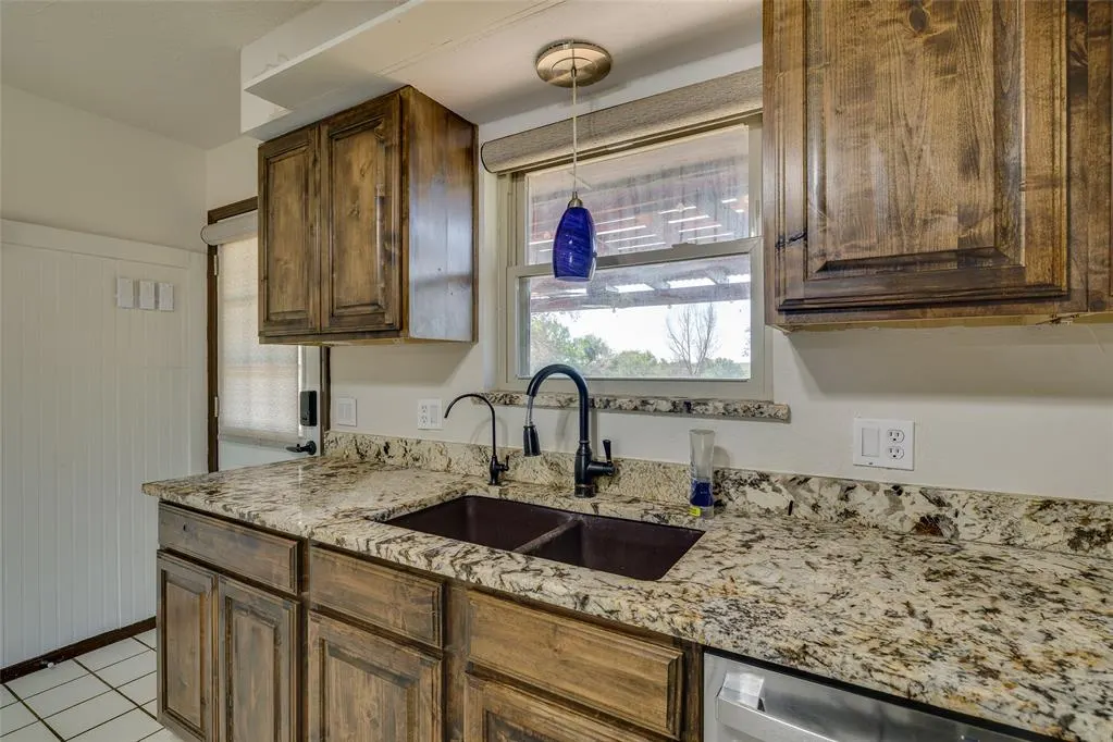 Photo 15 — 2321 County Road 1268, Blanchard, OK 73010
