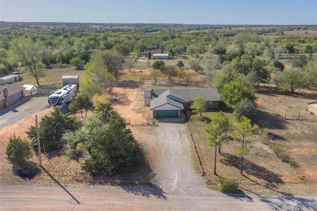 Photo 37 — 2321 County Road 1268, Blanchard, OK 73010