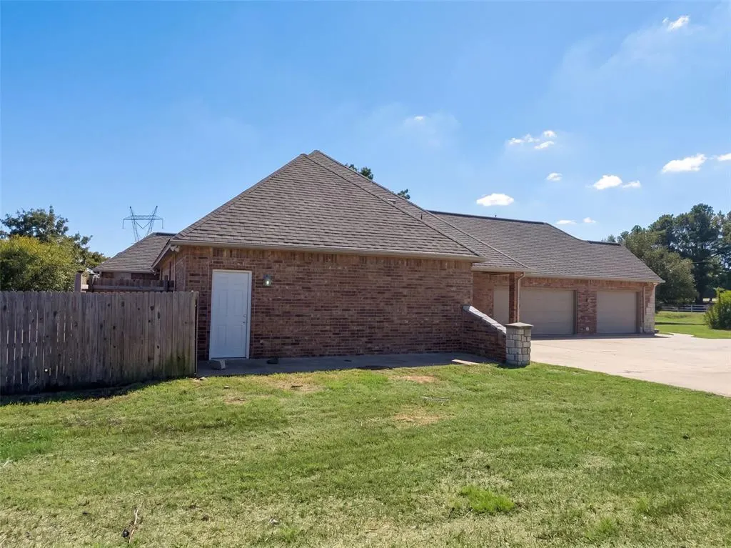 Photo 41 — 4120 S Choctaw Road, Choctaw, OK 73020