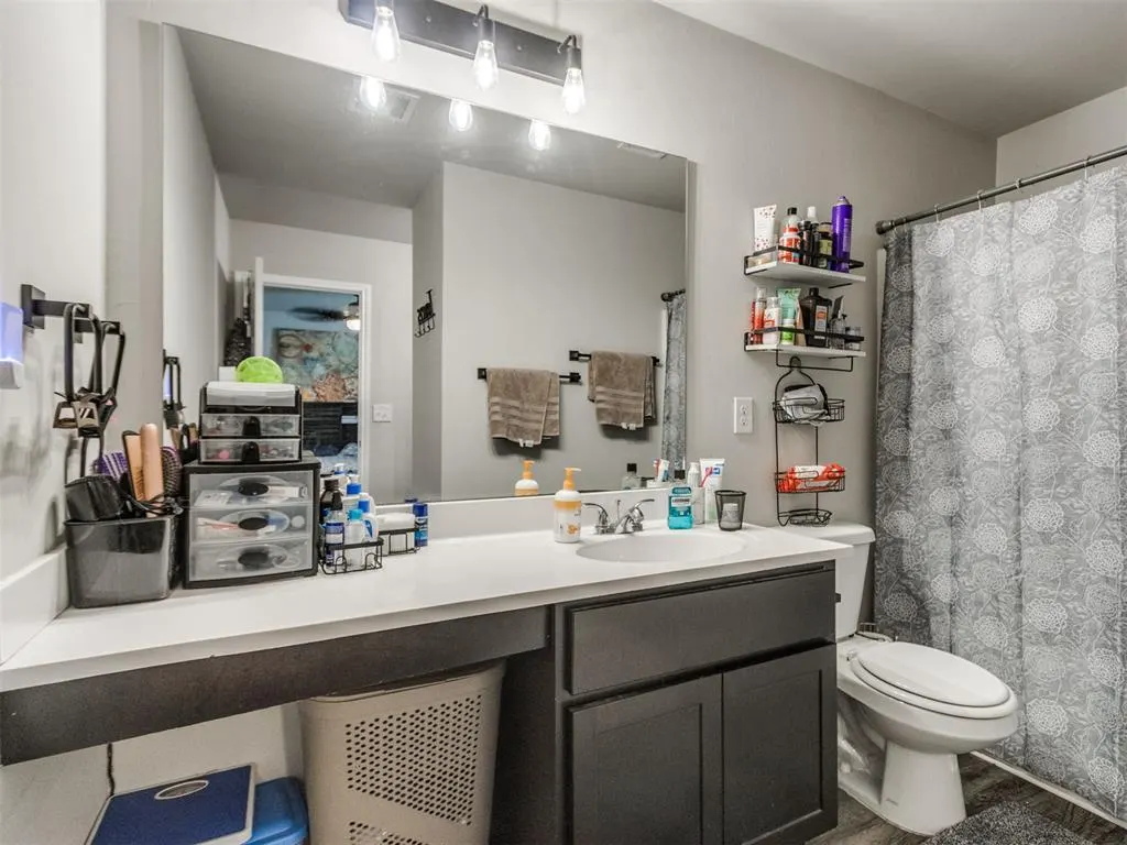 Photo 7 — 9521 NW 121st Street, Yukon, OK 73099