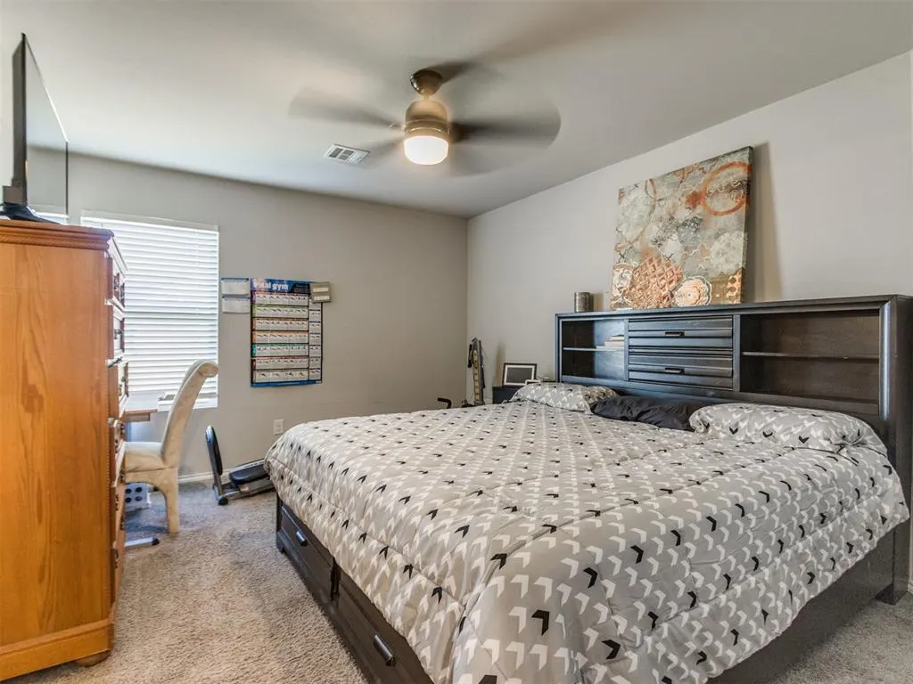 Photo 13 — 9521 NW 121st Street, Yukon, OK 73099