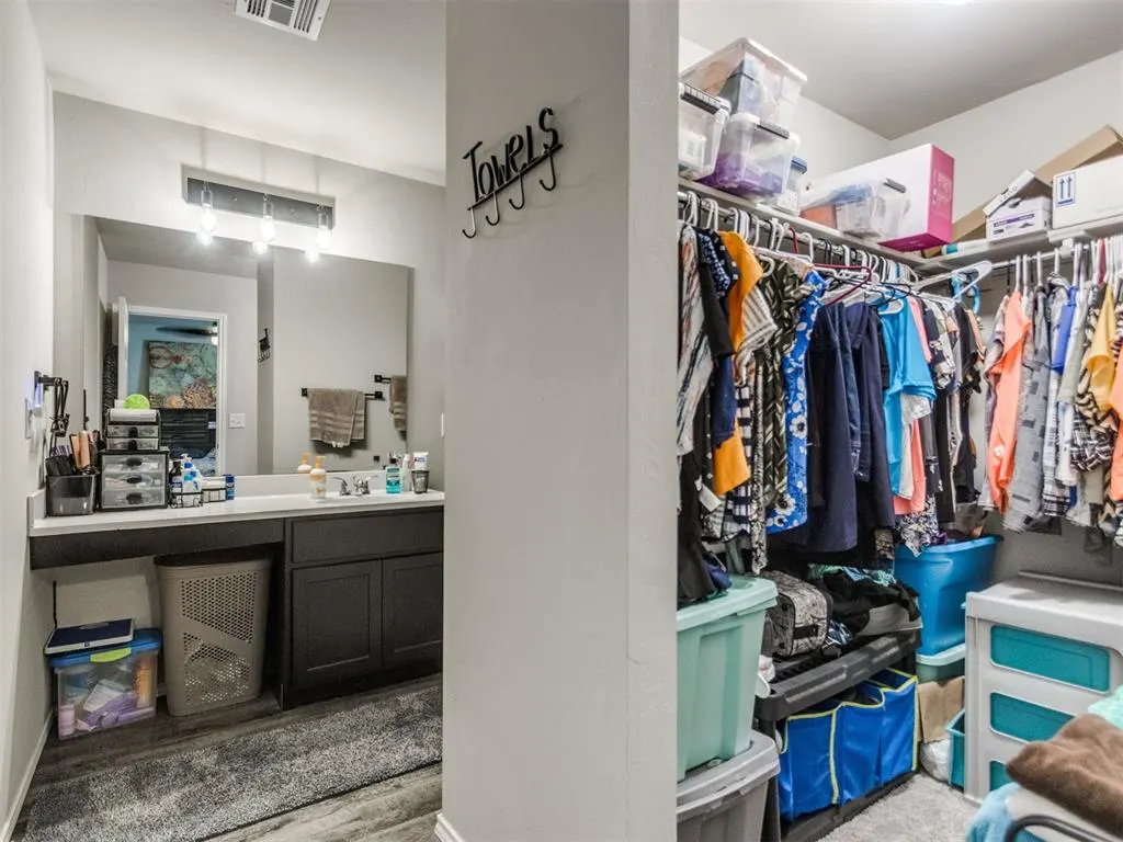 Photo 15 — 9521 NW 121st Street, Yukon, OK 73099