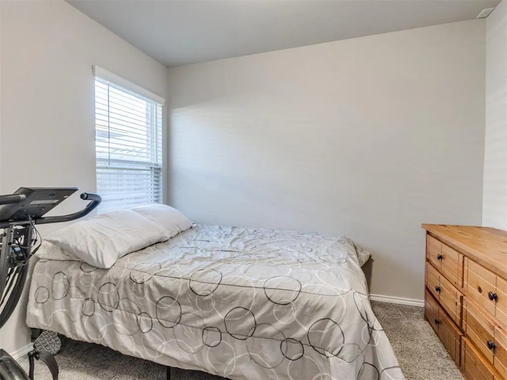 Photo 17 — 9521 NW 121st Street, Yukon, OK 73099