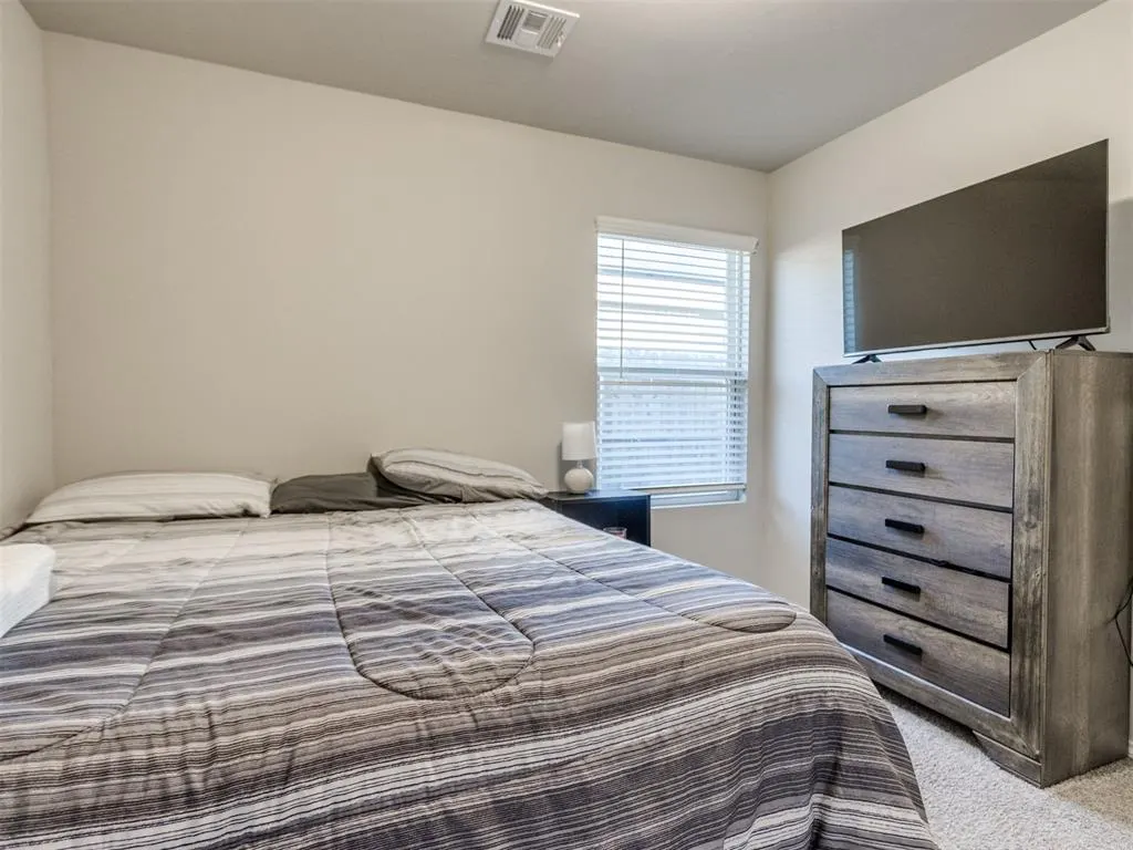 Photo 18 — 9521 NW 121st Street, Yukon, OK 73099