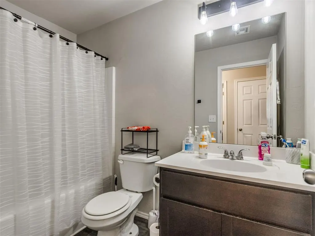 Photo 21 — 9521 NW 121st Street, Yukon, OK 73099