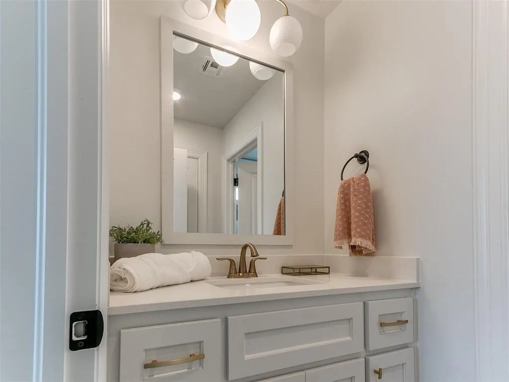Photo 40 — 7717 Woods Edge Way, Yukon, OK 73099