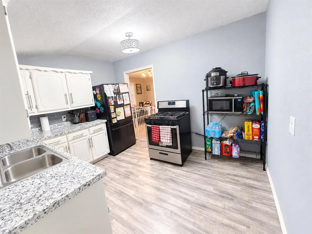 Photo 19 — 224 E 9th Street, Chandler, OK 74834