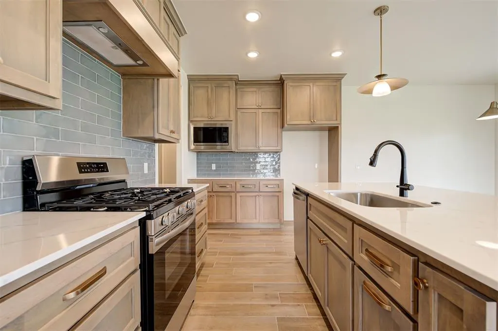Photo 17 — 7713 Wilshire Woods Drive, Yukon, OK 73099
