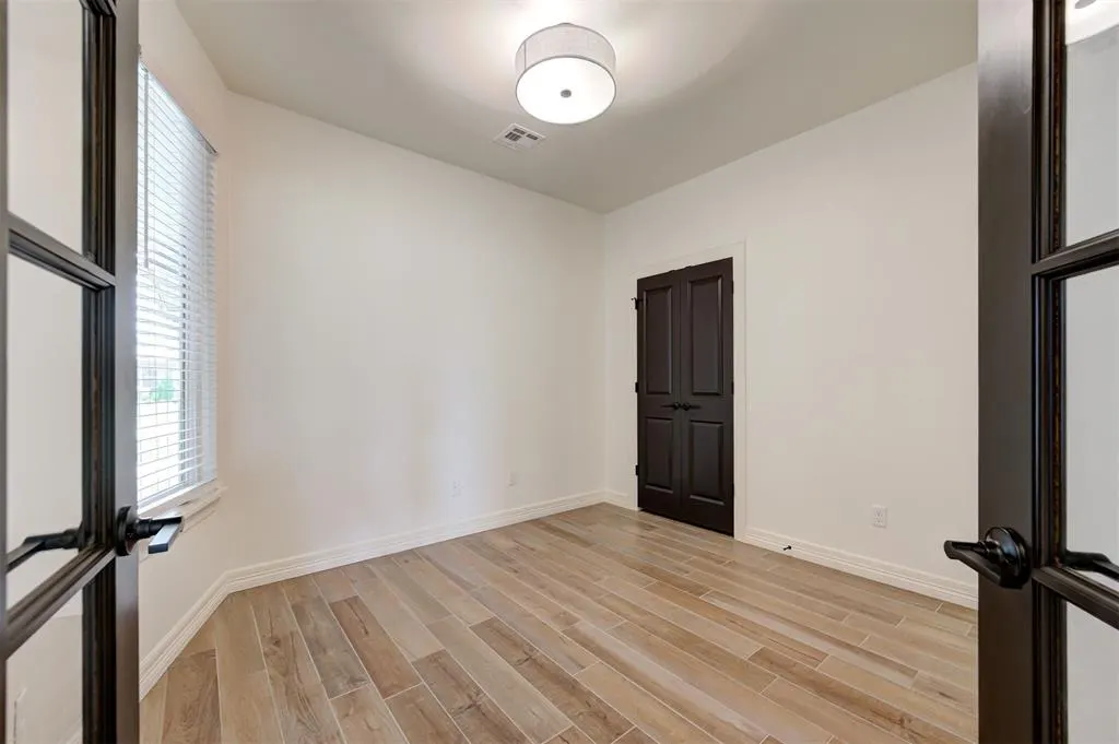 Photo 27 — 7713 Wilshire Woods Drive, Yukon, OK 73099