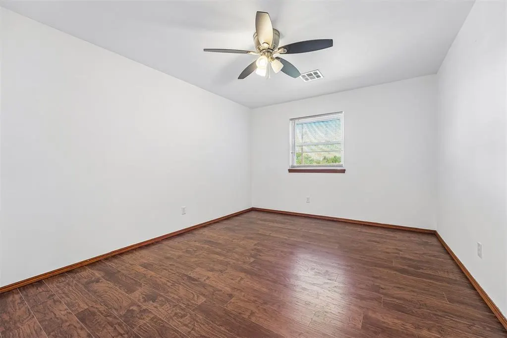 Photo 18 — 3737 Rolling Lane, Midwest City, OK 73110