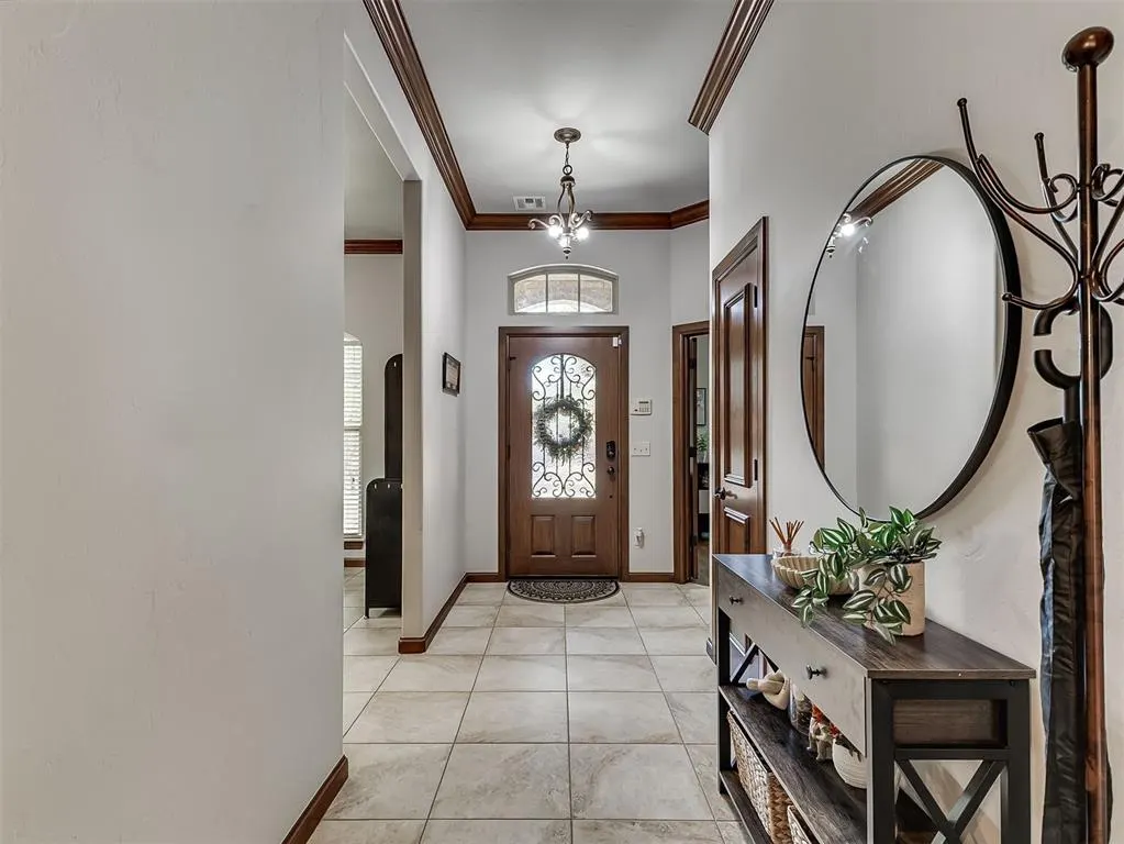 Photo 5 — 7000 Stinchcomb Drive, Oklahoma City, OK 73132